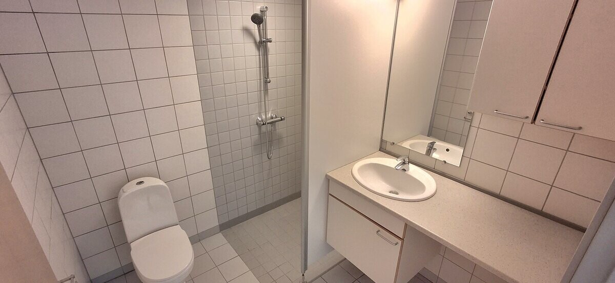 2-room apartment in Frederikshavn image 3