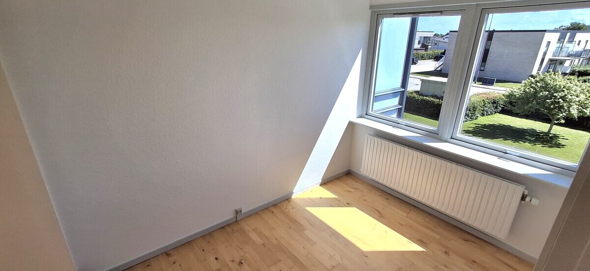2-room apartment in Frederikshavn image 4