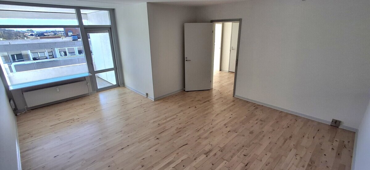 2-room apartment in Frederikshavn image 2
