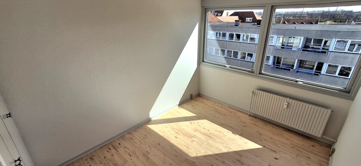 2-room apartment in Frederikshavn image 4