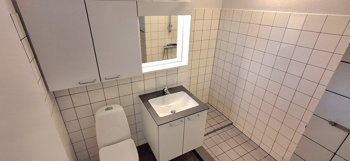 2-room apartment in Frederikshavn image 4