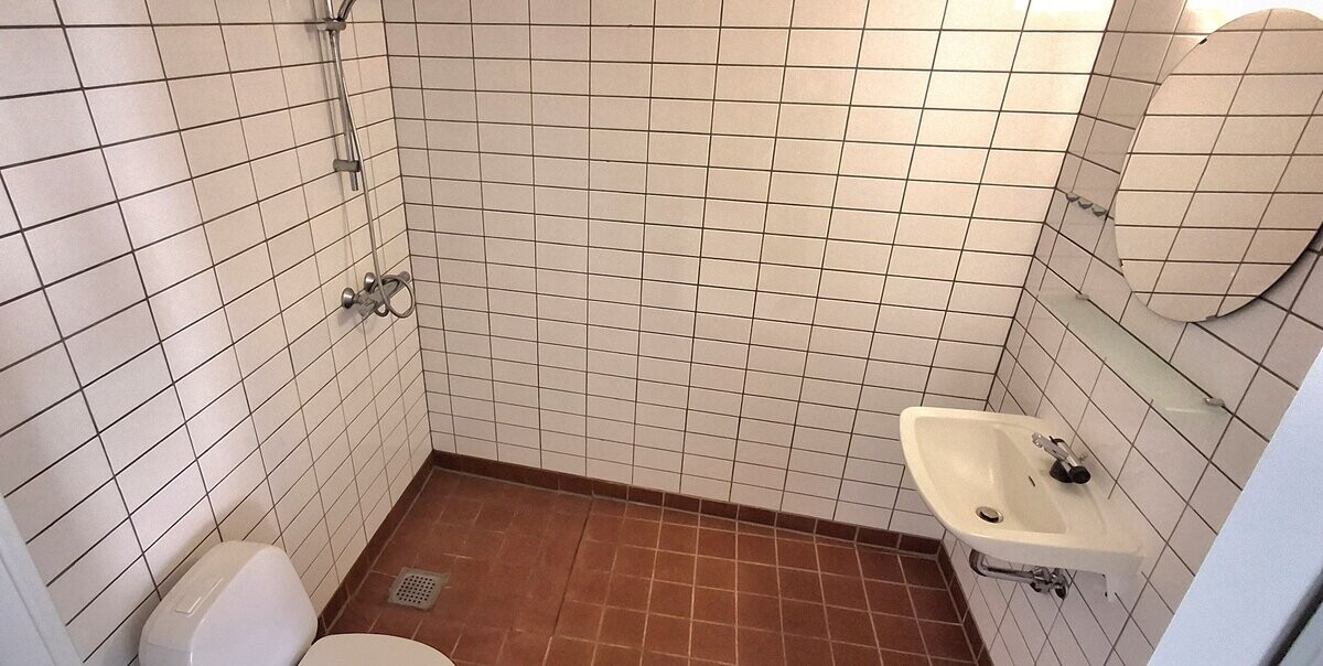 2-room apartment in Frederikshavn image 3
