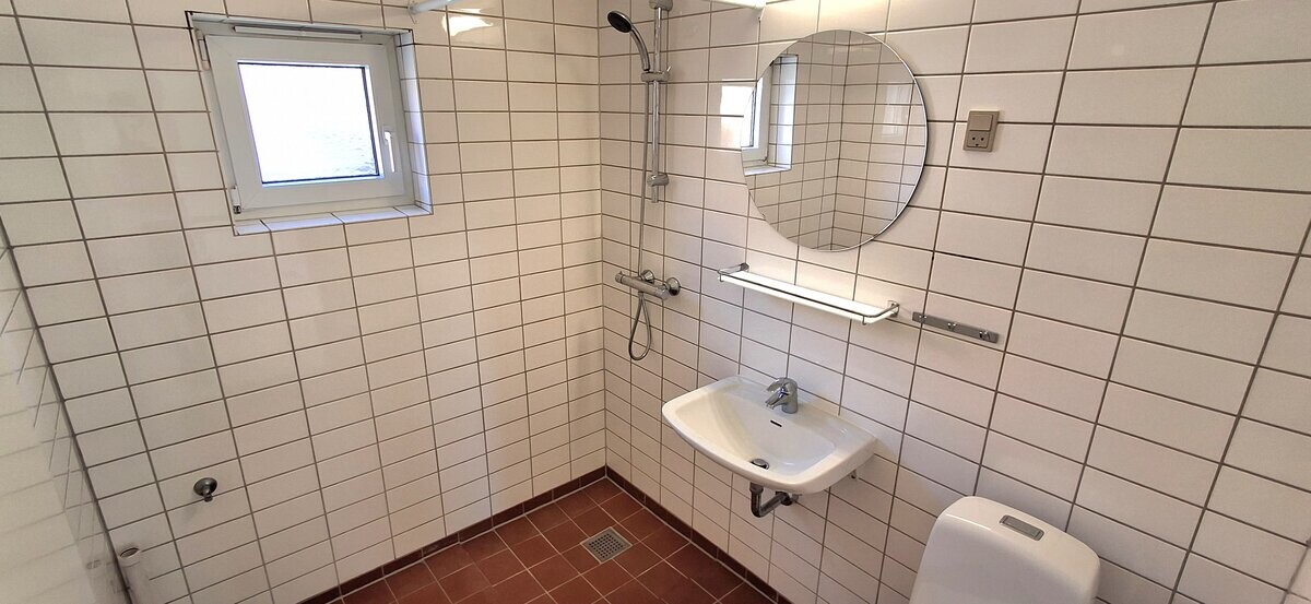 2-room apartment in Frederikshavn image 3